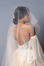 Load image into Gallery viewer, Champagne Tulle Drop Veil By Dani Simone Studio
